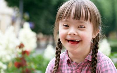 A girl smiling